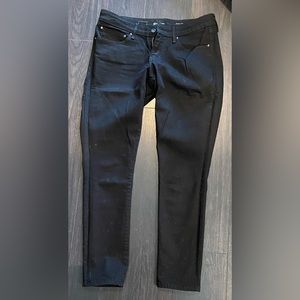 NWOT Levi’s Bold Curve Black Skinny Jeans